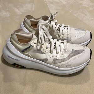 NWOT Brand Black Vibram Soles Cream Athletic Shoes